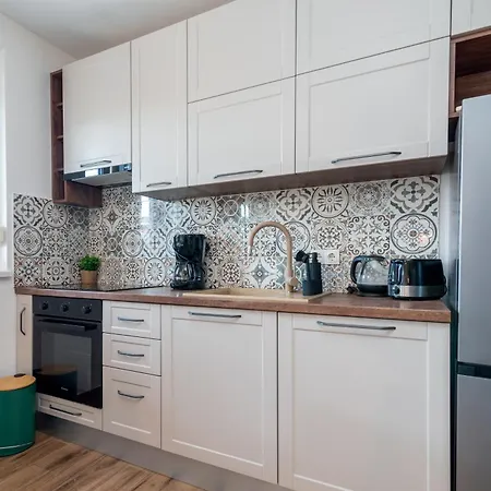 Argola Apartment *