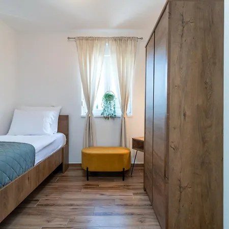 Argola Apartment Trogir